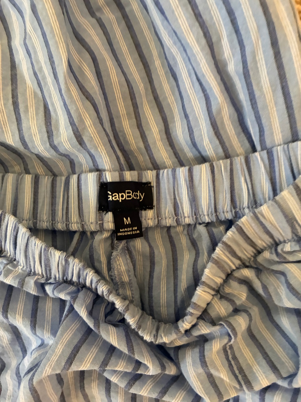 Poplin Ruffle Pj Set - Picture 2 of 3